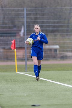Bild 135 - F SSC Hagen Ahrensburg - SV Frisia Risum-Lindholm : Ergebnis: 1:2